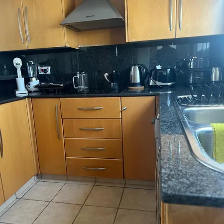 Tranquility Double ホームステイ ニコシア